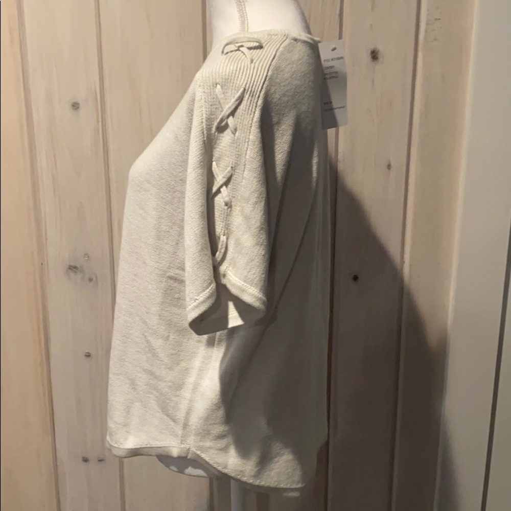 Design History sweater - Picture 2 of 4
